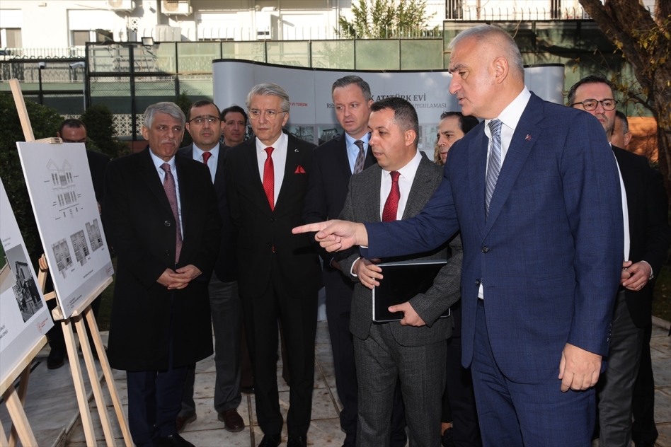 Kültür ve Turizm Bakanı Ersoy, Selanik'te Atatürk Evi'ndeki restorasyon çalışmalarını yerinde inceledi