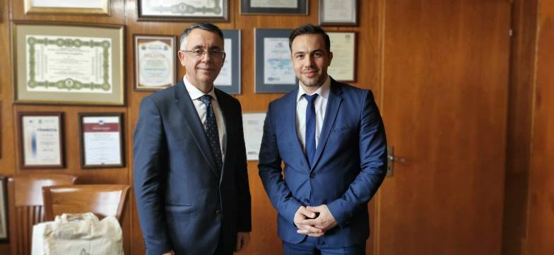 Çalikidis, Kırcaali Valisi Delçev ve Belediye Başkanı Aziz ile bir araya geldi