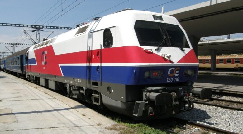 Yunanistan'da demir yolu çalışanları greve gitti