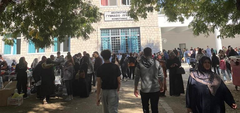 Celal Bayar Azınlık Ortaokulu ve Lisesi'nde ‘Öğrenci Pazarı’ etkinliği