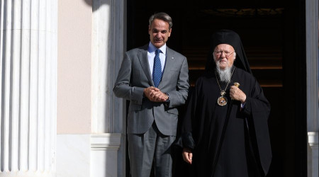 Bartholomeos ile Miçotakis Atina'da görüştü