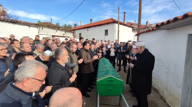 Mustafa Dündar’ın babası Hüseyin Mümin son yolculuğuna uğurlandı