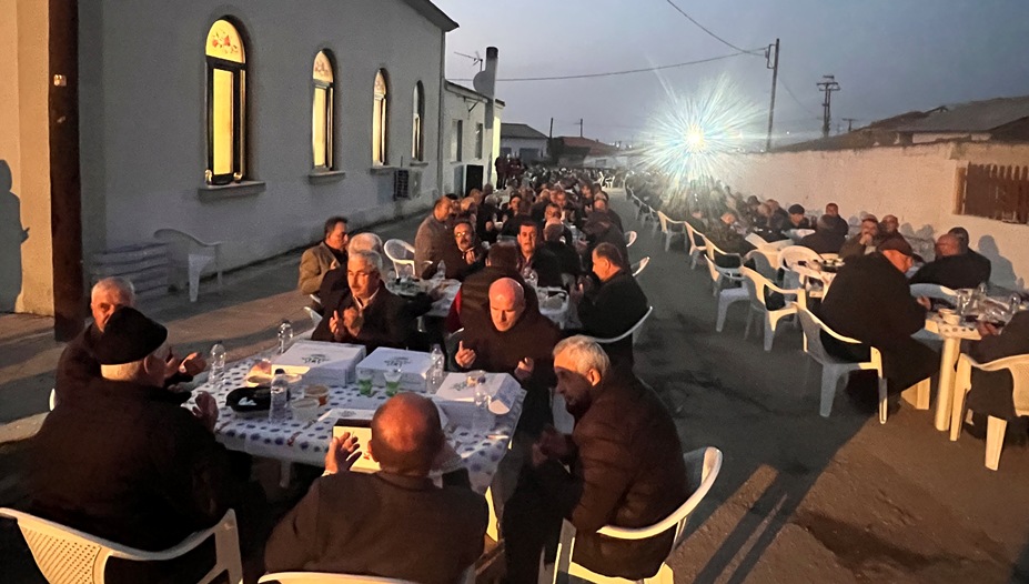 Ömer Sevgili: “Sizleri kalpten, gönülden seviyoruz, sizlerin başımızın üstünde yeriniz var”