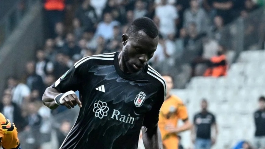 Beşiktaşlı Omar Colley, PAOK'a transfer oldu