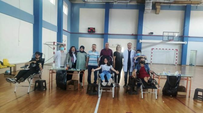Celal Bayar Lisesi öğrencilerinden kan bağışı kampanyası