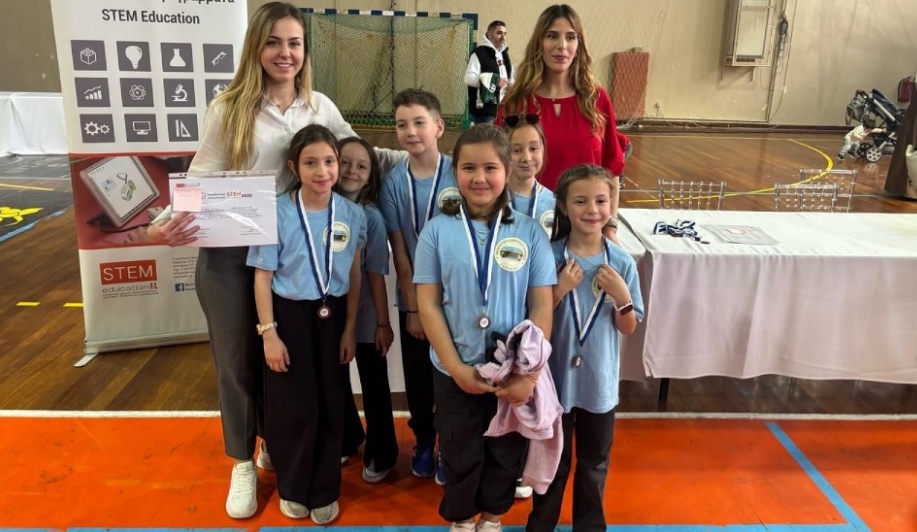 Gökçeler Türk Azınlık İlkokulundan robotik kodlama yarışmasında tarihi başarı