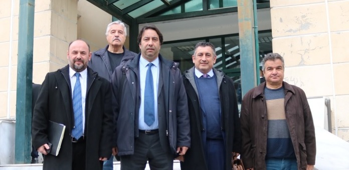 Yürüyüşte maske takmadıkları gerekçesiyle yargılandıkları dava ertelendi