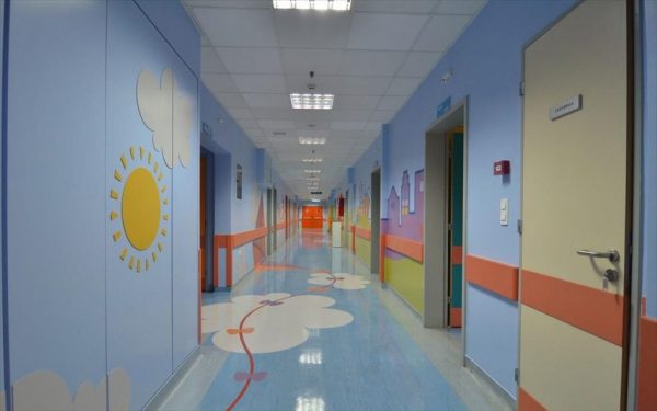Sadece iki çocuk hastanesinde 3000 ameliyat sıra bekliyor