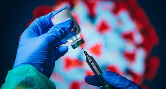 Uğur Şahin duyurdu: Pfizer-BioNTech’in Omicron aşısı ertelendi