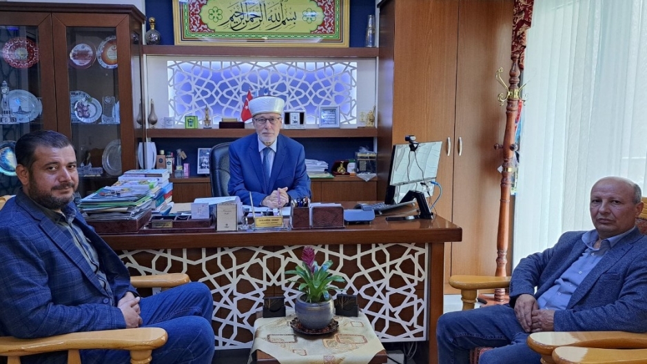 Yassıköy Belediye Başkanı Mümin, müftü Şerif’i ziyaret etti