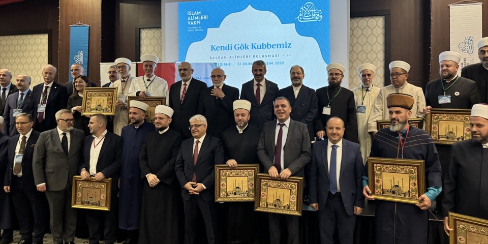 Balkan alimleri Edirne'de buluştu