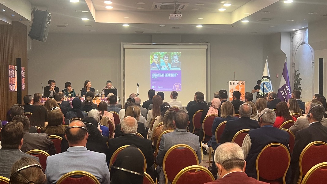 DEB Partisi ve EFA Gümülcine'de ortak etkinlik düzenledi