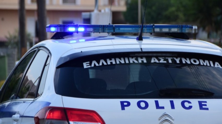80 yaşındaki vatandaş arabanın içinde yanarak hayatını kaybetti