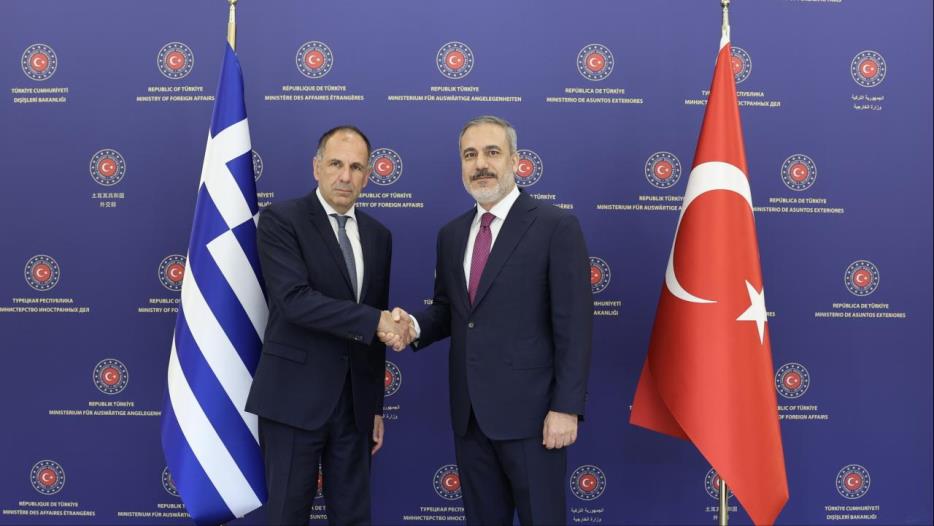 Yerapetritis ile Fidan Londra’da bir araya geldi