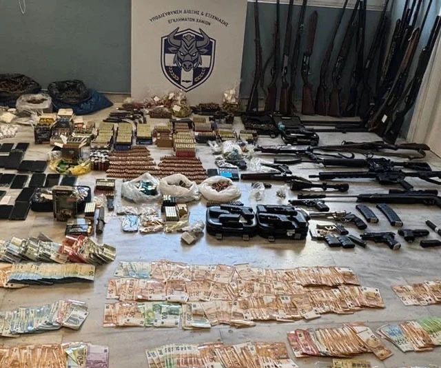 Girit mafyası çökertildi: 49 gözaltı, milyonluk gelir