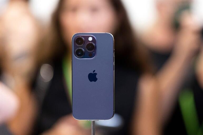 iPhone'da yeni dönem... SIM karta veda!