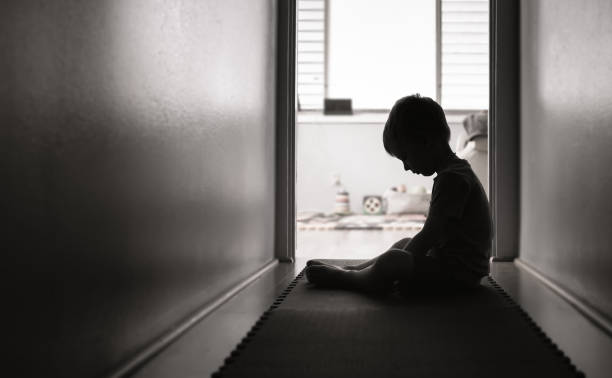 Çocuk istismarı iddiaları hükümeti harekete geçirdi