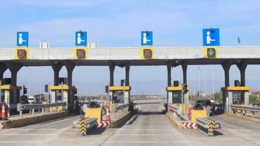 Otoyollarda fiş basma zorunluluğu kaldırıldı