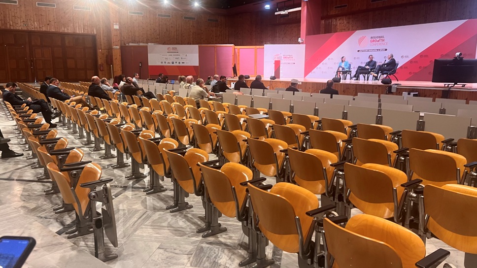 Türk Azınlığın yok sayıldığı Birinci Kalkınma Konferansı az katılımla gerçekleştirildi