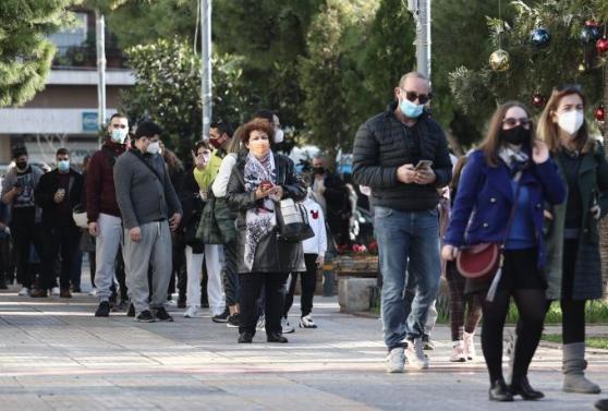 Önlemler gitti, pandemi kaldı