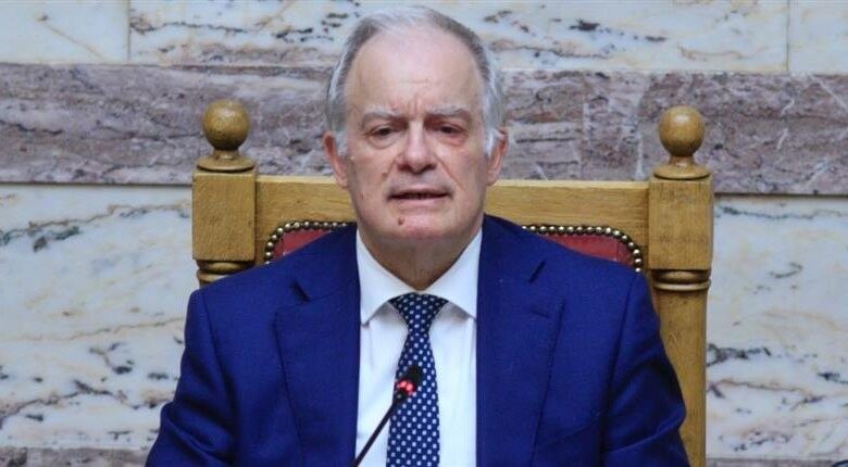 Cumhurbaşkanı Tasulas göreve başladı