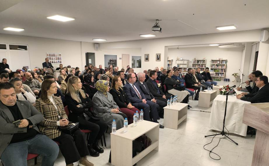 "İbrahim Şerif; Bir Mücadelenin Hikayesi" adlı kitap İskeçe’de tanıtıldı