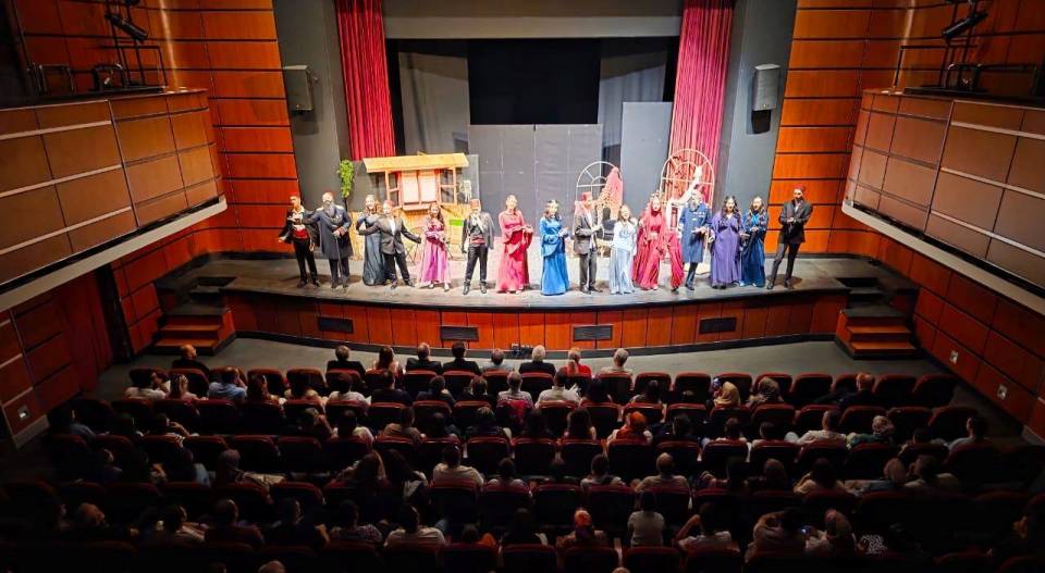 Kayseri’de sahne alan Mucize Tiyatrosu ayakta alkışlandı