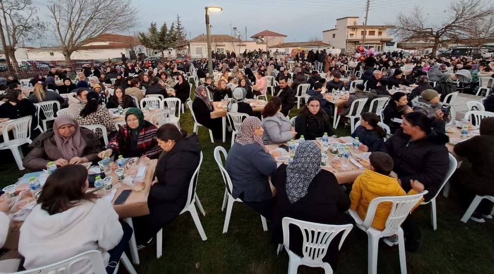 Kırköy’de iftar sofrasında birlik ve beraberlik mesajı