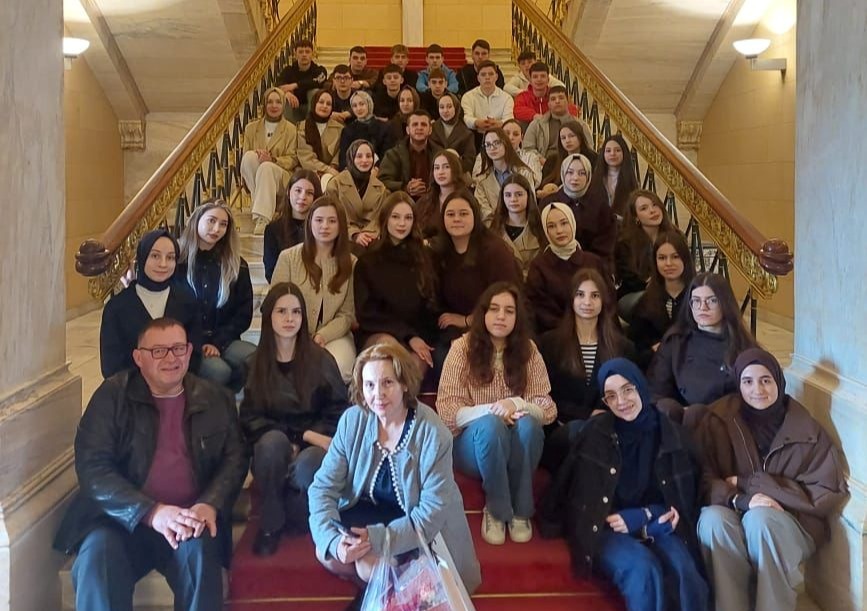 İskeçe Azınlık Ortaokulu–Lisesi öğrencilerinden Atina gezisi
