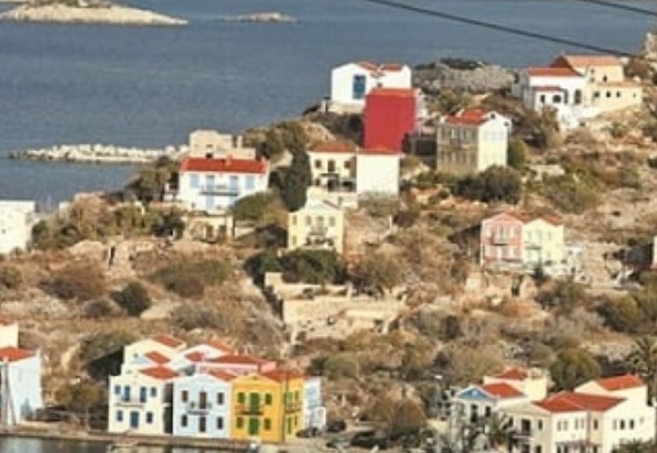 Meis Adası'nda parmağı kopan Yunan çocuk Antalya'da ameliyat edildi