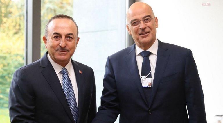 Dendias ve Çavuşoğlu telefonda görüştü