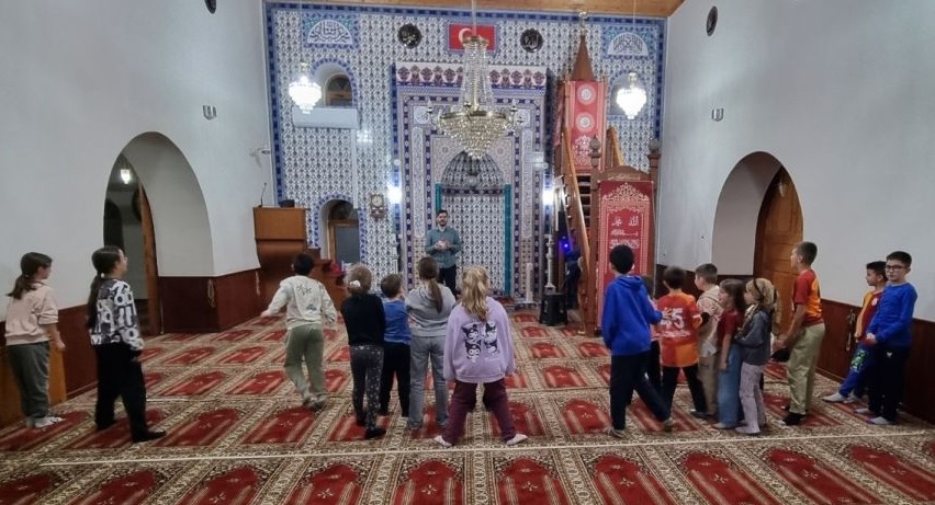 İskeçe Müftülüğünden çocuklara yönelik “Çocuk Camii” programı