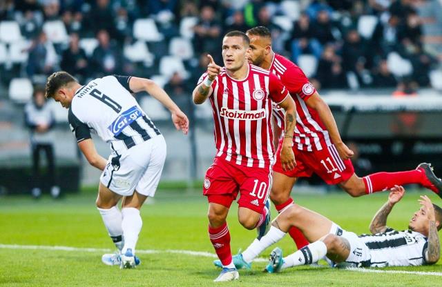Olympiakos, 47. kez şampiyon