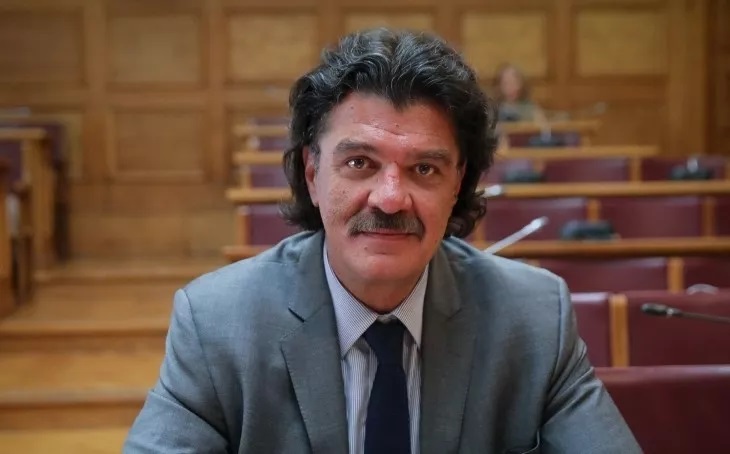 YDP Milletvekili Paçis, partisinin meclis grubundan ihraç edildi