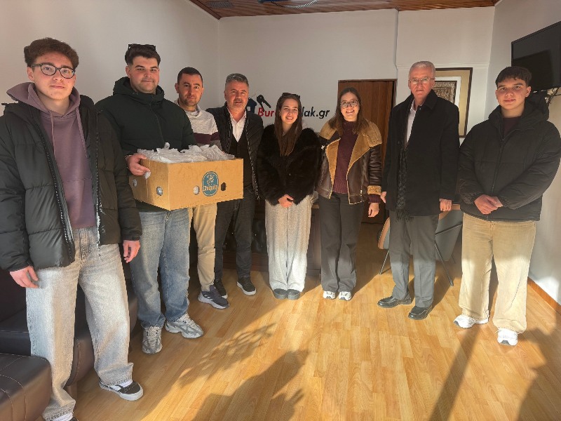 İskeçe Türk Birliği Gençlik Kolundan Üç Ayların başlangıcında dayanışma etkinliği