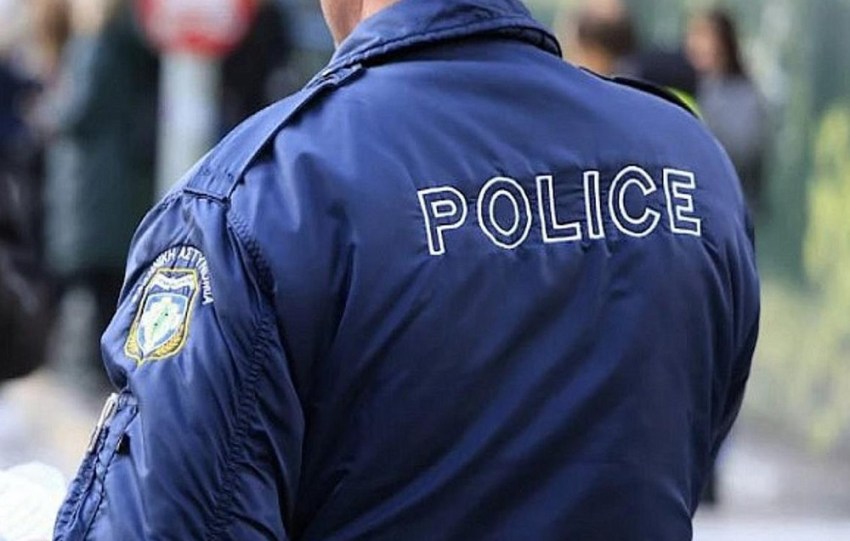 Polis memuru zimmetine para geçirdiği gerekçesiyle tutuklandı