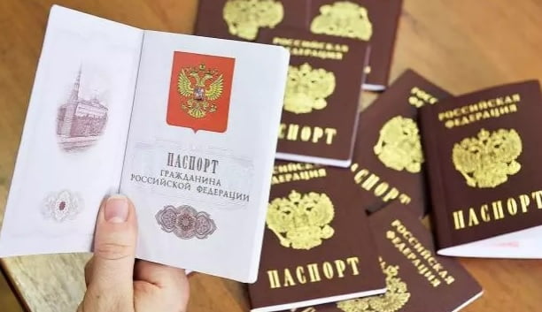 Yunanistan, Rusya vatandaşlarına yatırım amaçlı oturma izni vermeyi durdurdu