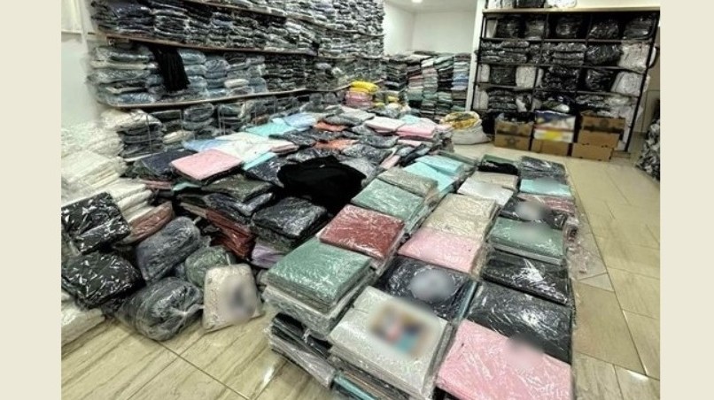Gümülcine’de 19 bin adet sahte giyim eşyası ele geçirildi