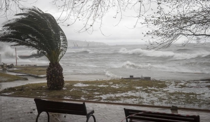 Doğu Makedonya Trakya’da şiddetli hava uyarısı: Turuncu alarm verildi