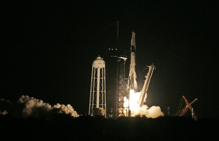 SpaceX, bir görevi daha başardı!