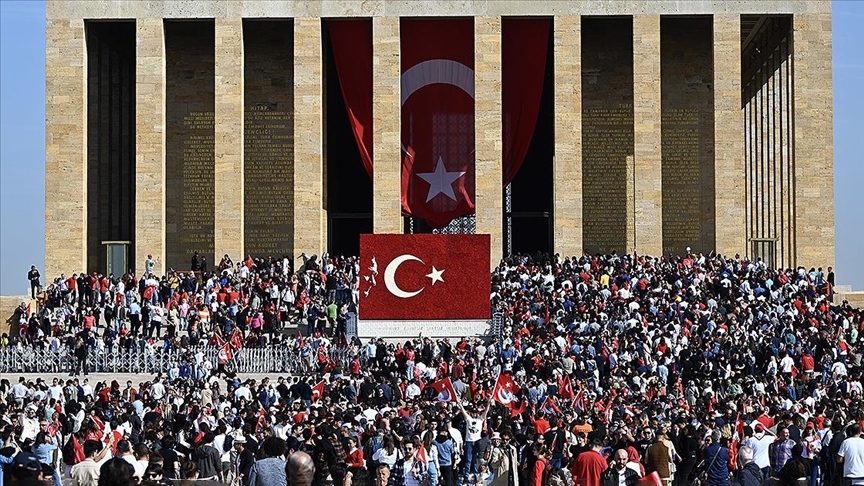 Türkiye Cumhuriyeti'nin 100. yılı coşkuyla kutlanıyor