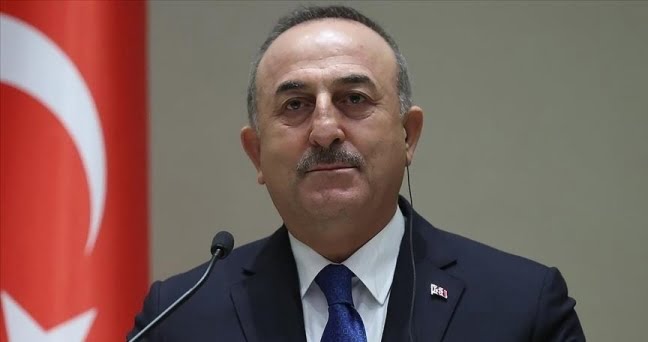 Türkiye Dışişleri Bakanı Çavuşoğlu'ndan Dendias'a Ukrayna yanıtı