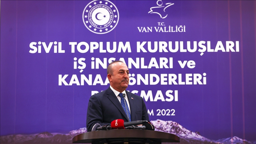 Komşularımızın, bölgemizdeki ülkelerin istikrarı, barışı bizim için çok önemli