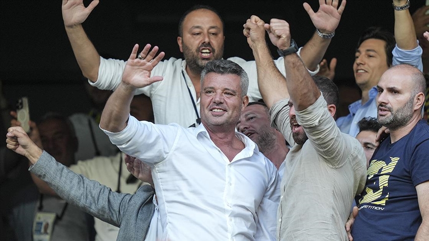 Fenerbahçe Kulübünün yeni başkanı Sadettin Saran oldu