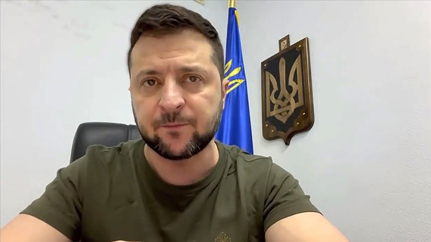 Zelenskiy: "Türkiye'de yüz yüze görüşme için bir fırsat ve ihtiyaç var"
