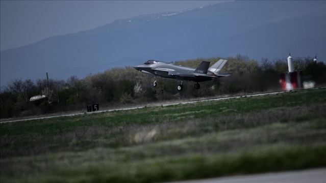 Panagiotopoulos, ABD Savunma Bakanı Austin’den F-35 savaş uçağı istedi