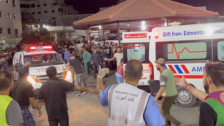 İsrail Gazze'deki hastaneyi vurdu: En az 500 kişi öldü