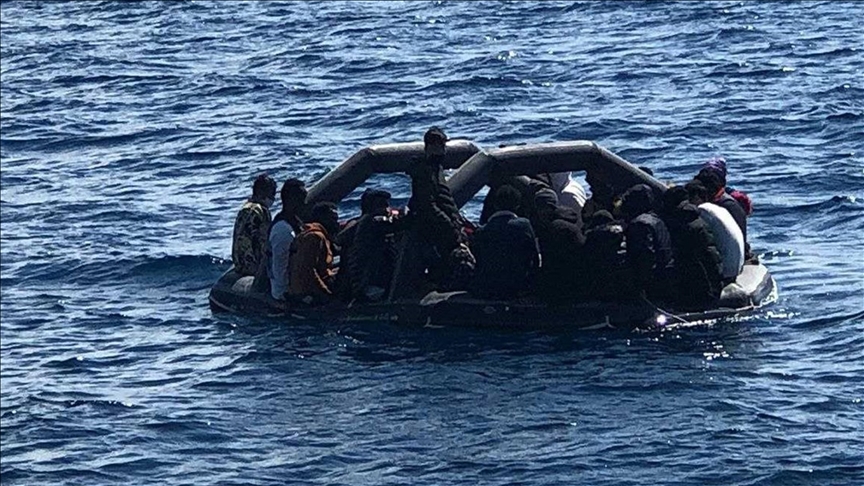 Yunanistan'da sığınmacılara destek veren STK'lerden Göç ve İltica Bakanlığına karşı bildiri