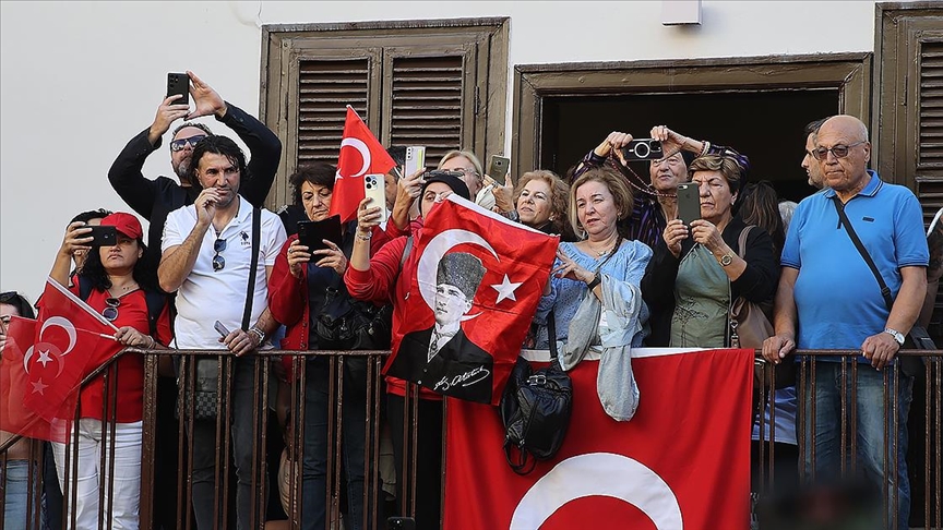 Selanik'teki Atatürk Evi'nde, Türkiye Cumhuriyeti'nin 100. yılı dolayısıyla tören düzenlendi