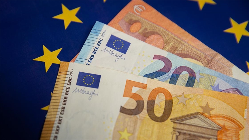 Euro para birimi 26 yaşında